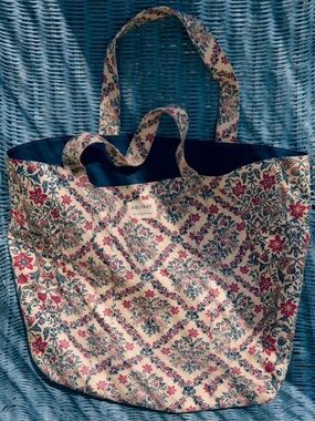 Sezane x Holiday Maxi Tote NWT